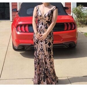 Jovani Full Length Sequin Evening Gown Size 4 Black  Rose Gold Prom Formal